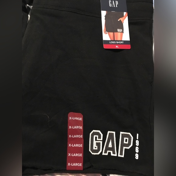 GAP Ladies Logo Shorts - Black - Size XL - NWT - Picture 5 of 7